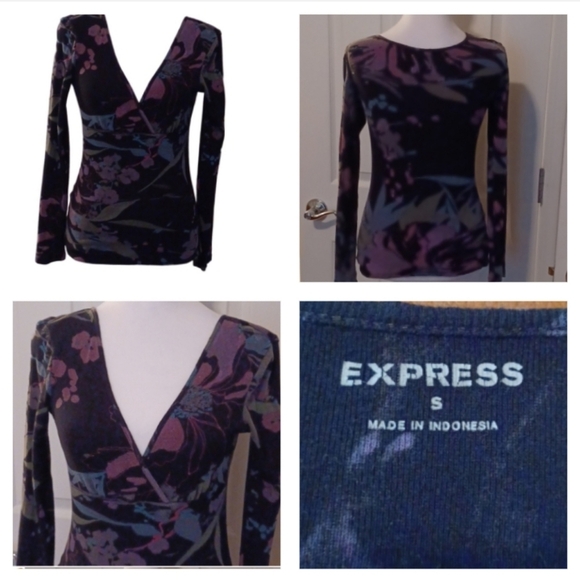 💙🌺Express Floral V-Neck Top - Picture 1 of 10